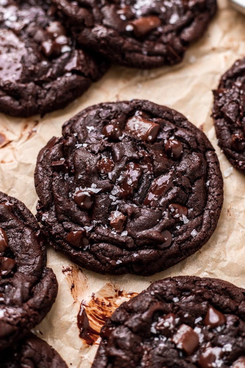 Easy Vegan Double Chocolate Chip Cookies (No Chill Cookie Dough!) | The  Banana Diaries